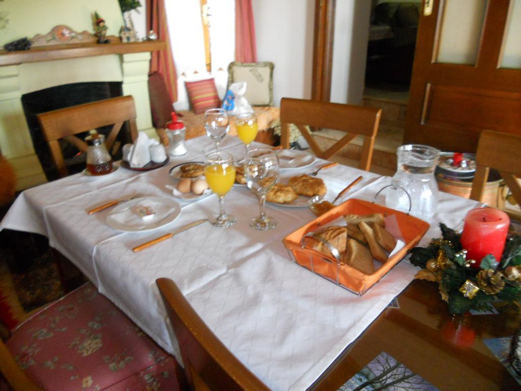 Sarafis Guesthouse Agios Lavrentios 外观 照片